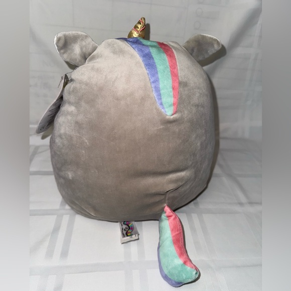 Teresa the Unicorn Squishmallow - Picture 2 of 4